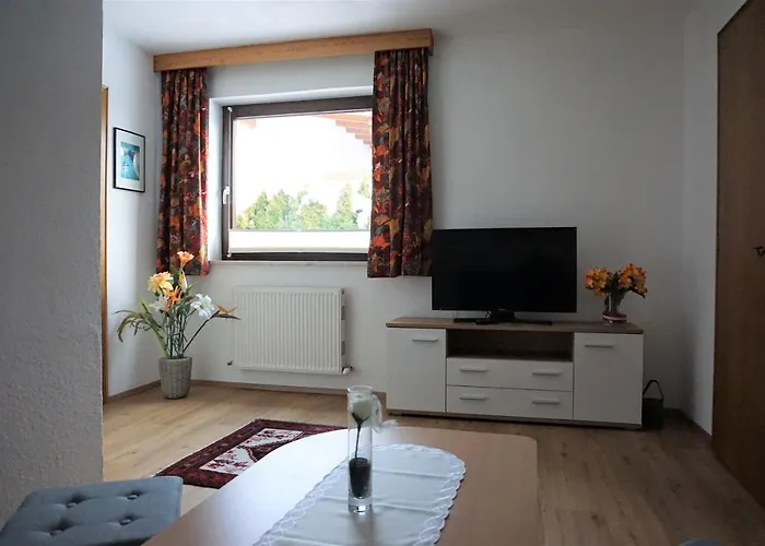 Haus Walser شقة تارينز